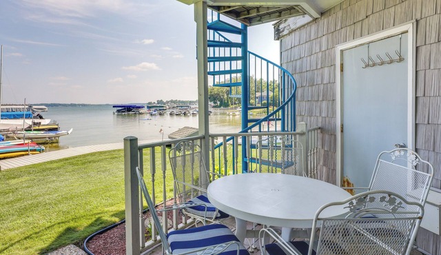 Lakefront Culver Condo w/ Pool & Beach Access