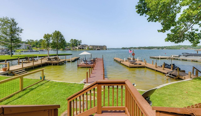 Lakefront Dadeville Villa w/Deck & Private Dock!