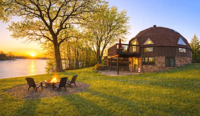Lakefront Dome Retreat