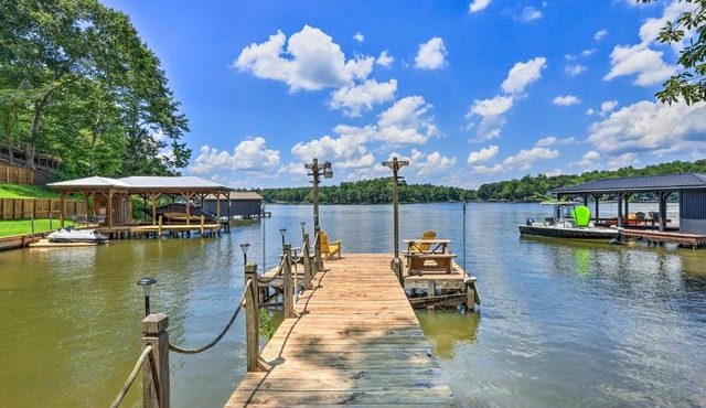 Lakefront Eatonton Getaway with Dock and Grill!