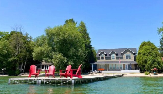 Lakefront Escape - Firepit & Game Room