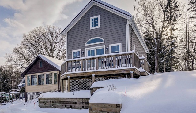 Lakefront Escape w/Dock! Hudson Valley Home