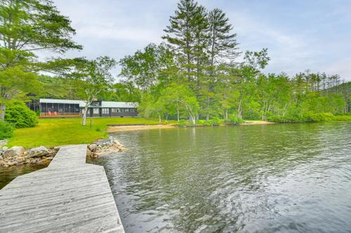 Lakefront Escape w/Deck & Kayaks in Lovell!