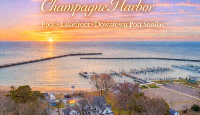 Lakefront Estate w/Pool, Hot Tub & Harbor Views