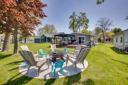 Lakefront Family Home w/Dock & Views in Cecil!