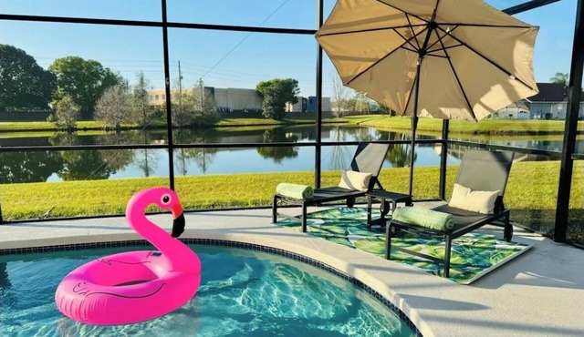Lakefront Family Retreat with Private Heated Pool – Near Disney – Sleeps 8