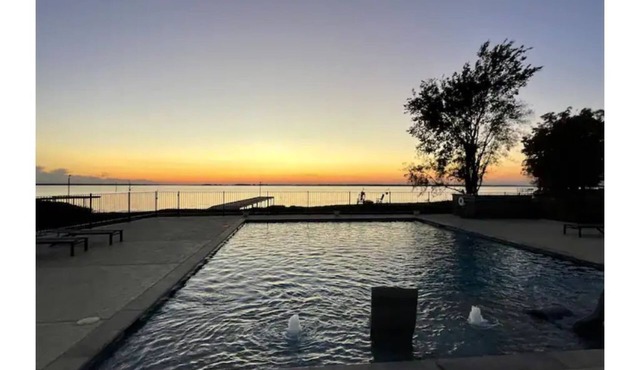 Lakefront Fires & Fishing, Splashes & Sunsets