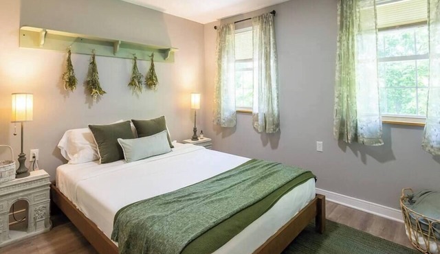 Lakefront for 8, Near KY Speedway, Belterra Casino