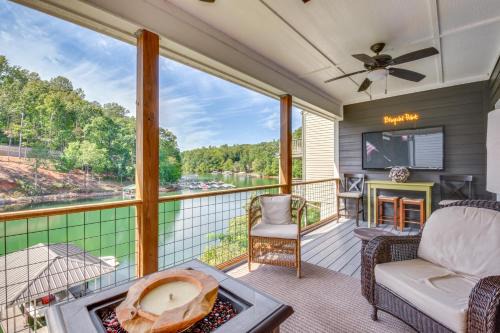 Lakefront Fun Near Clemson! Retreat with Pool Access
