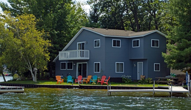 Lakefront Getaway in Michigan