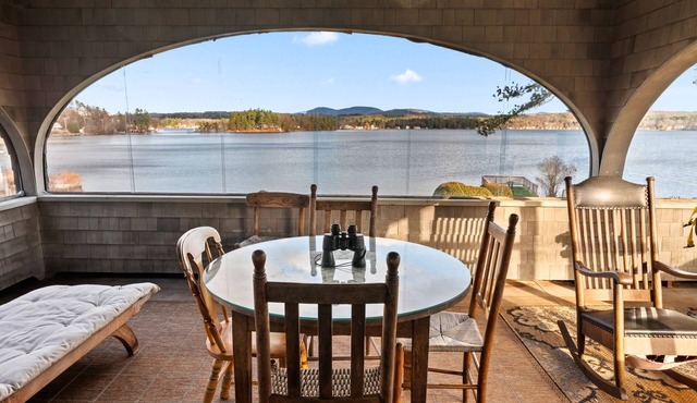 Lakefront Getaway w/Firepit & Mountain Views