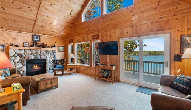 Lakefront Getaway w/Kayaks, Fire Pit & Views
