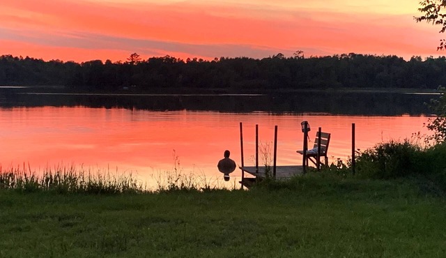 Lakefront getaway with sauna! Bring your RV —Campsite only! Private- Quiet Lake!