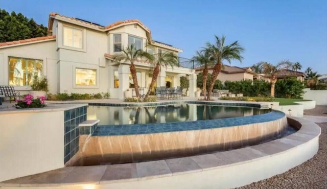 Lakefront Getaway with Infinity Pool and Pontoon