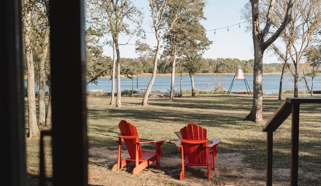Lakefront Glamping Safari Tent #5: The Hummingbird