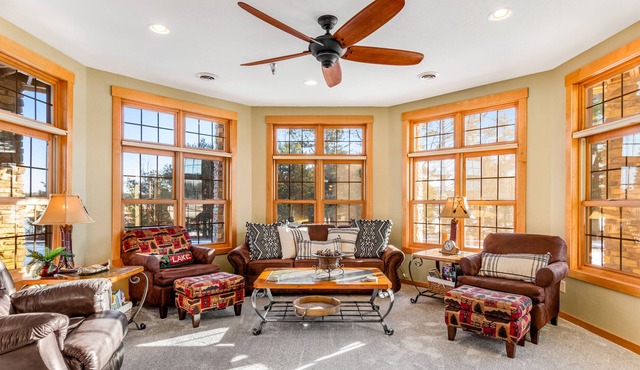 Lakefront, ground-floor condo with fireplace, patio, private grill & firepit