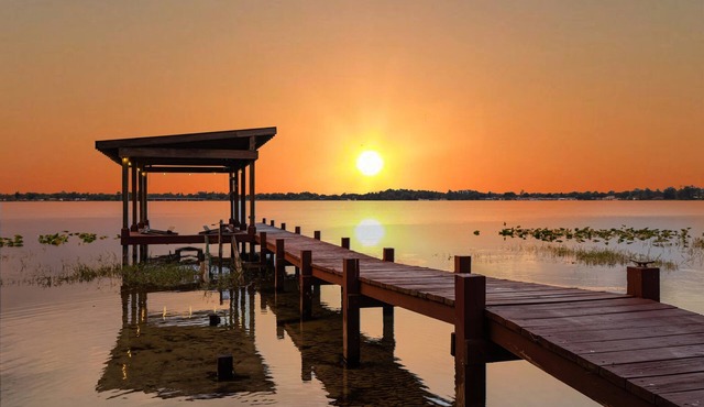 Lakefront Guest House by downtown :Boat, Fishing…