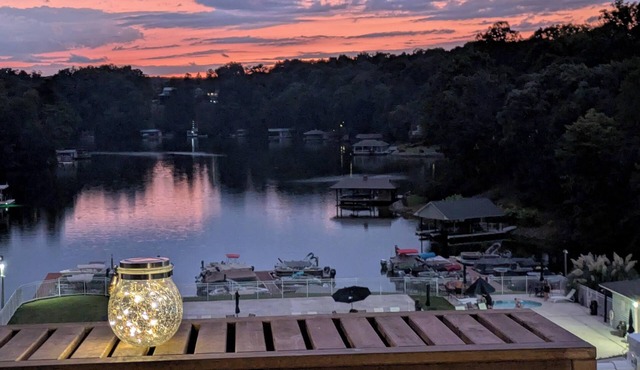 Lakefront Hideaway - Boat Slip & Kayaks Available - 2+ Night Discount