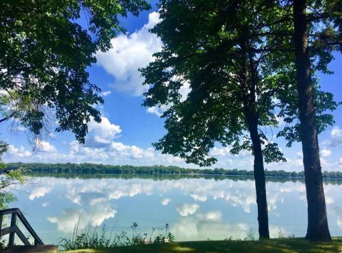 Lakefront Hideaway