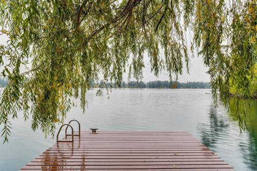Lakefront Home 3 Mi to Joint Base Lewis-McChord