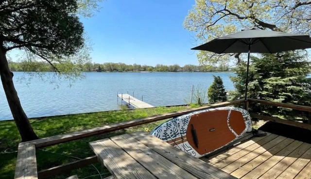 Lakefront Home on Gages Lake