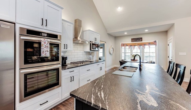 Lakefront Home on SML! Hot Tub, Game Room, Firepit