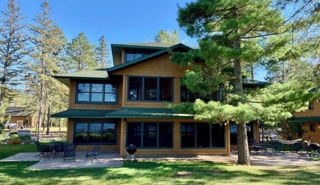 Lakefront Home on the Whitefish Chain - Outdoor Pool, Pickleball Courts and More