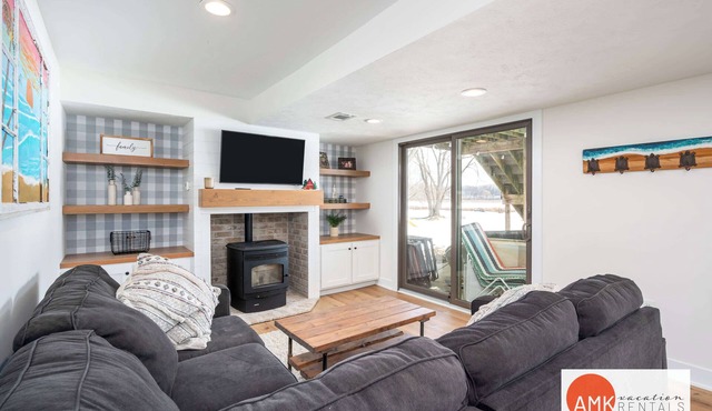 Lakefront home Slayton Shores - Great Fishing!