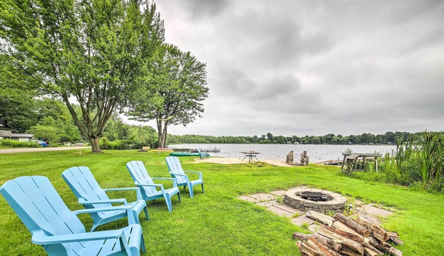 Lakefront Home w/ Dock & Grill ~ 8 Mi to Ada!