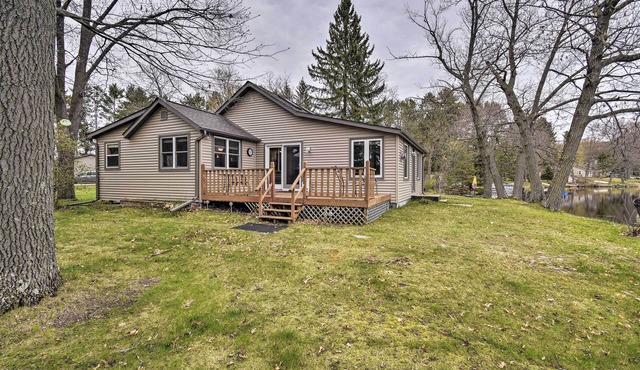 Lakefront Home w/Seasonal Dock - 2 Mi to Skiing!