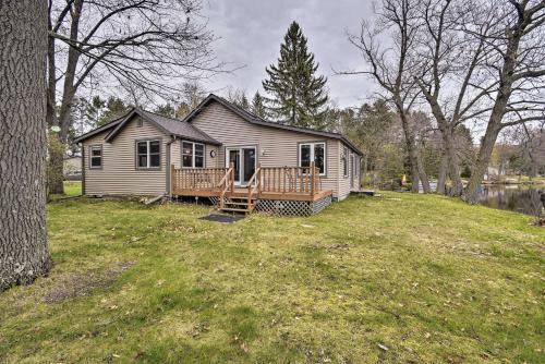 Lakefront Home w/Seasonal Dock - 2 Mi to Skiing!
