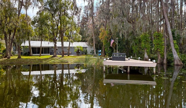 Lakefront Home with Dock, Kayaks & Game Room in the Tampa Bay Area