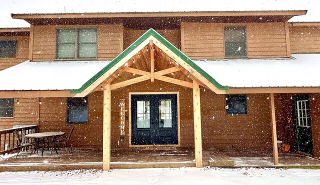 Lakefront Home with 6-person Hot Tub