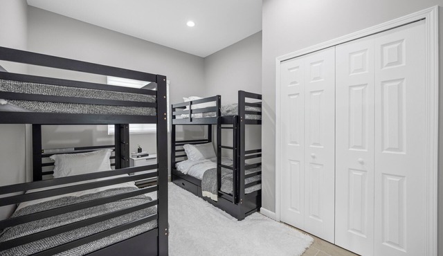 Lakefront Hot Tub, Beach & More!