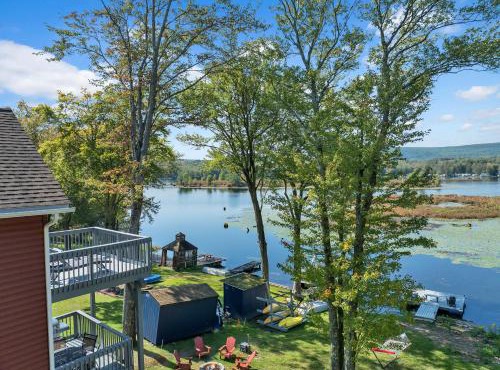Lakefront, Hot Tub, Dock, Kayaks, Amazing Views