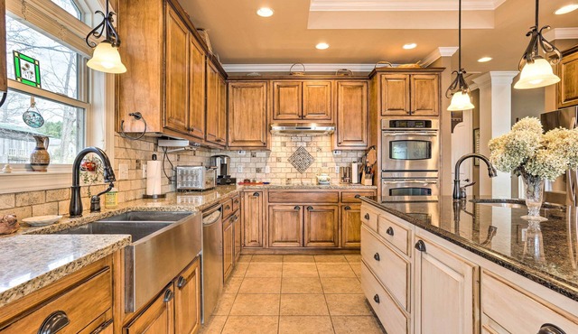 Lakefront House w/Game Room, Deck & Views!