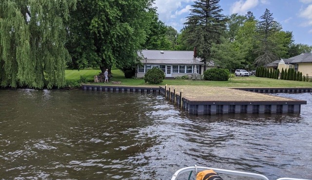 Lakefront house with land dock