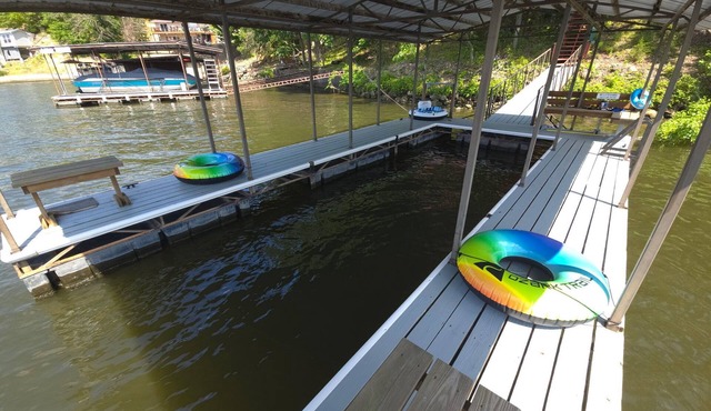 Lakefront Labor day thru October Osage/Gravois, warm water & Forest color & Calm