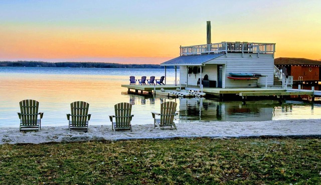 Lakefront Lake Anna Views, Dock, Beach