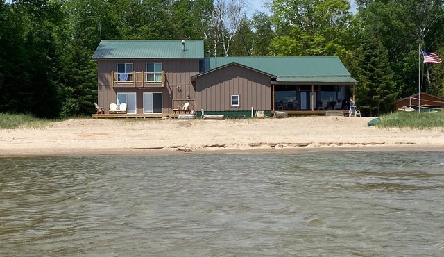 Lakefront Lake Michigan Beach House 5,500sf