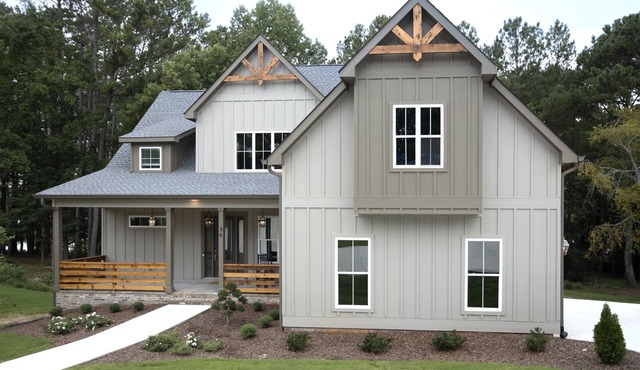 Lakefront-Lakeview-Steps to the Water-Tim's Ford Lake LUXURY Home & DOCK