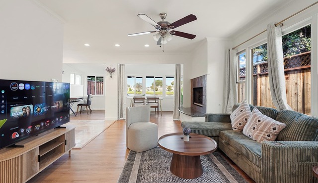 LakeFront Lavender House