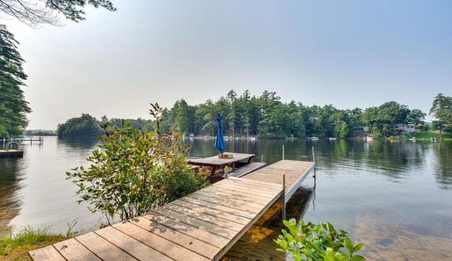 Lakefront Limerick Cottage with Private Beach!
