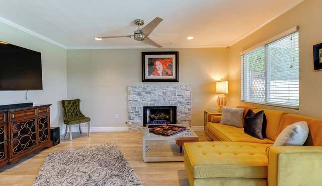 Lakefront Living! Huge Phoenix Home w/Pool Table