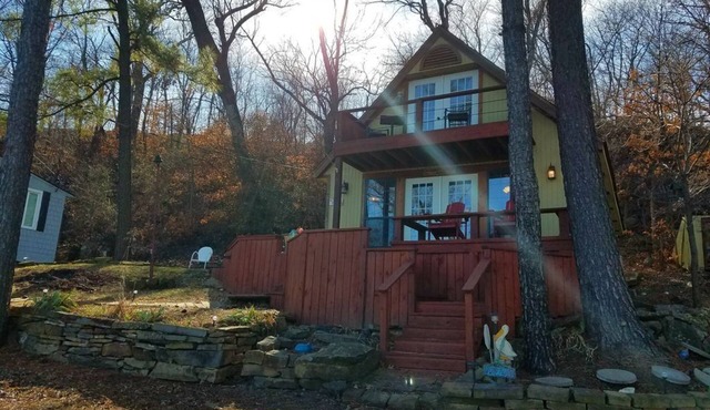 LakeFront Living! Minutes from Tulsa!
