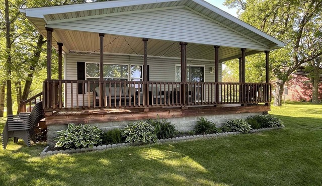 Lakefront Living on Buchanan Lake