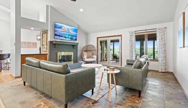 Lakefront Loch Lomond