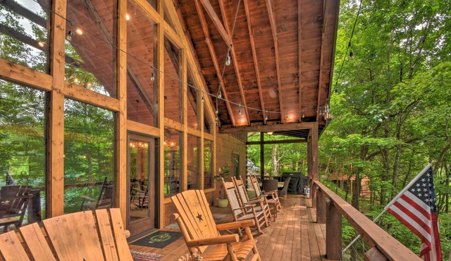 Lakefront Lodge w/Decks, Hot Tub, Game Room & More