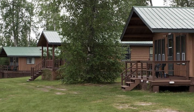 Lakefront Log Cabin Rentals on Whitewater Lake in Thunder Bay District of Ontario