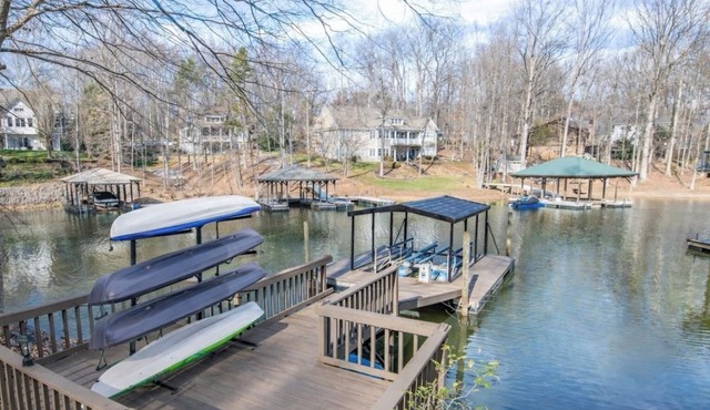 Lakefront Luxury Fun 6BR w/Pool & Spa, Private Dock, Game Room, Outdoor Living